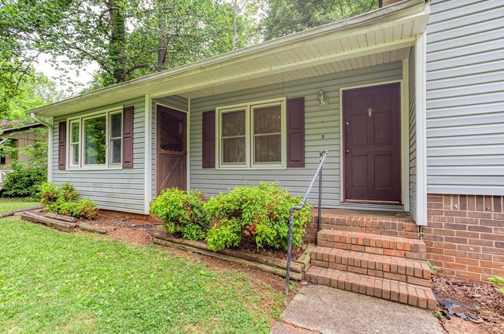 6331 Caladium Dr, Acworth, GA 30102-1207