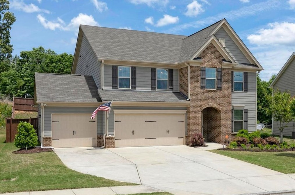 300 Lanier Ct, Hiram, GA 30141