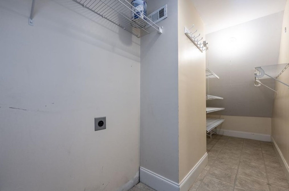 226 Inman Dr, Decatur GA  30030-3833 exterior