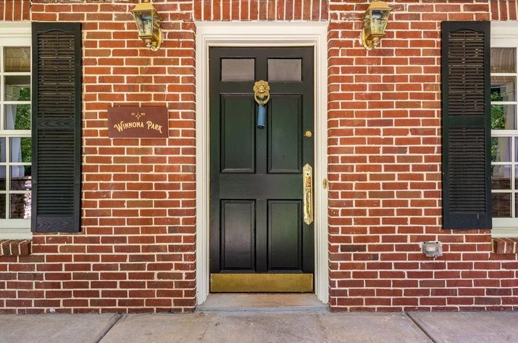 226 Inman Dr, Decatur, GA 30030-3833