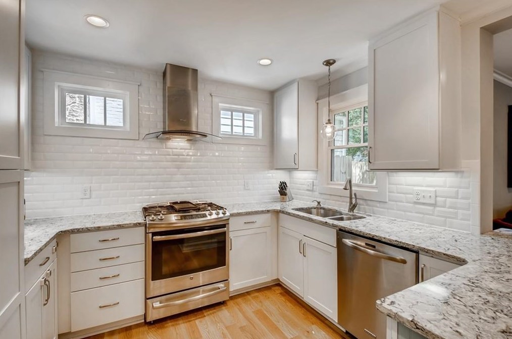 418 Coventry Rd, Decatur GA  30030-5008 exterior