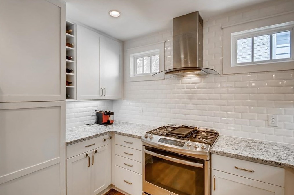 418 Coventry Rd, Decatur GA  30030-5008 exterior