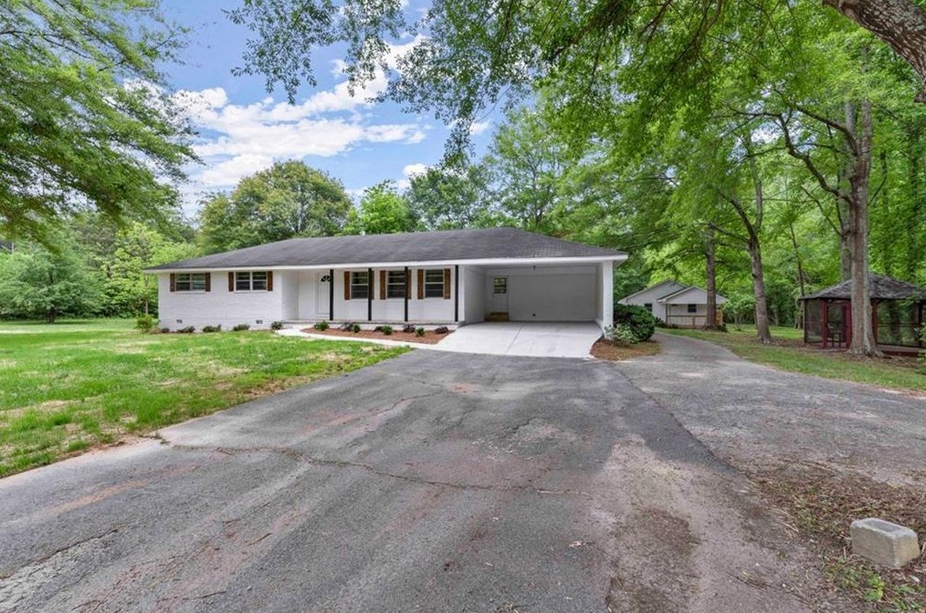 7382 Nebo Rd, Hiram, GA 30141
