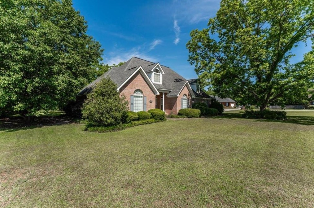101 Matt Dr, Macon, GA 31216-6191