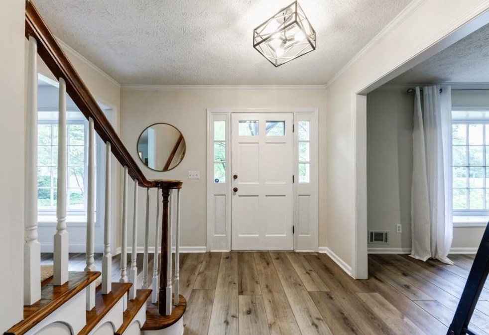 4183 Julie Ct, Kennesaw, GA 30144