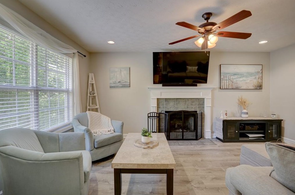 5420 Palmetto Ct, Flowery Branch, GA 30542-5146