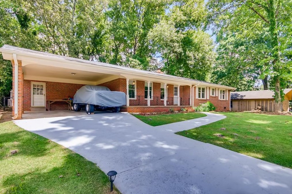 4248 Rocking Chair Ln, Stone Mountain, GA 30083