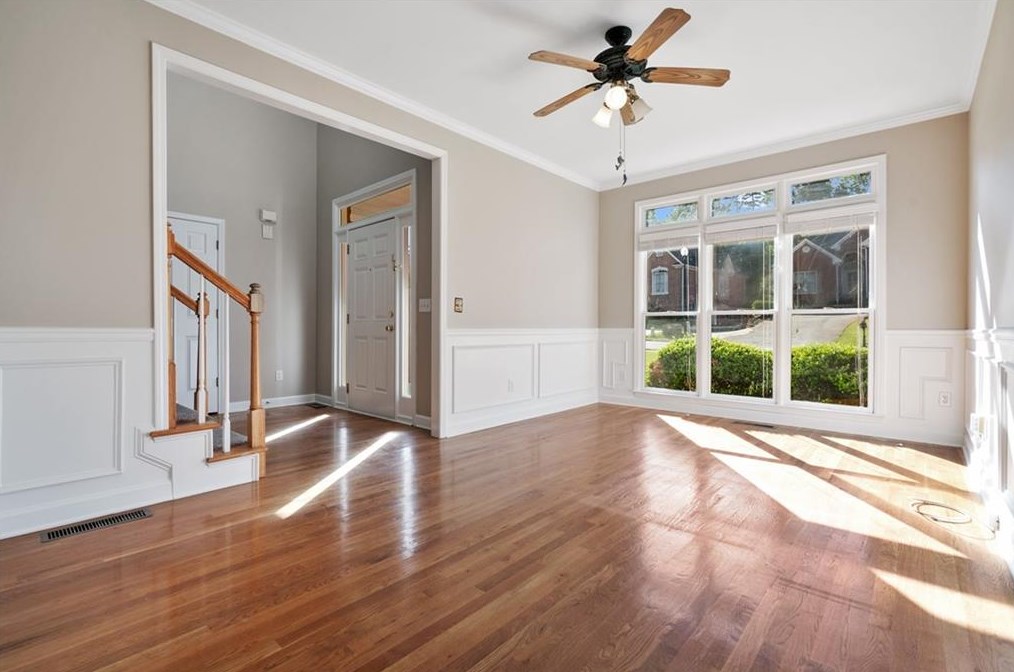 1240 Home Place Dr, Lawrenceville GA  30043-7094 exterior