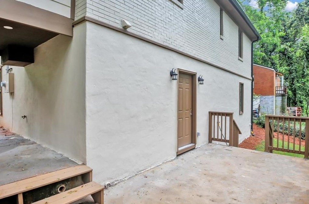 2156 Doris Dr, Decatur GA  30034-1020 exterior