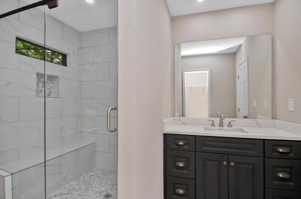 2156 Doris Dr, Decatur GA  30034-1020 exterior