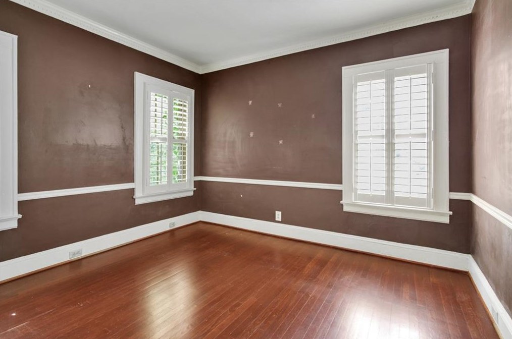 1180 Zimmer Dr, Atlanta GA  30306-2271 exterior