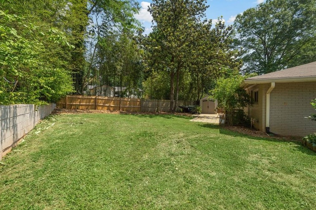 3070 Lindon Ln, Decatur GA  30033-3917 exterior