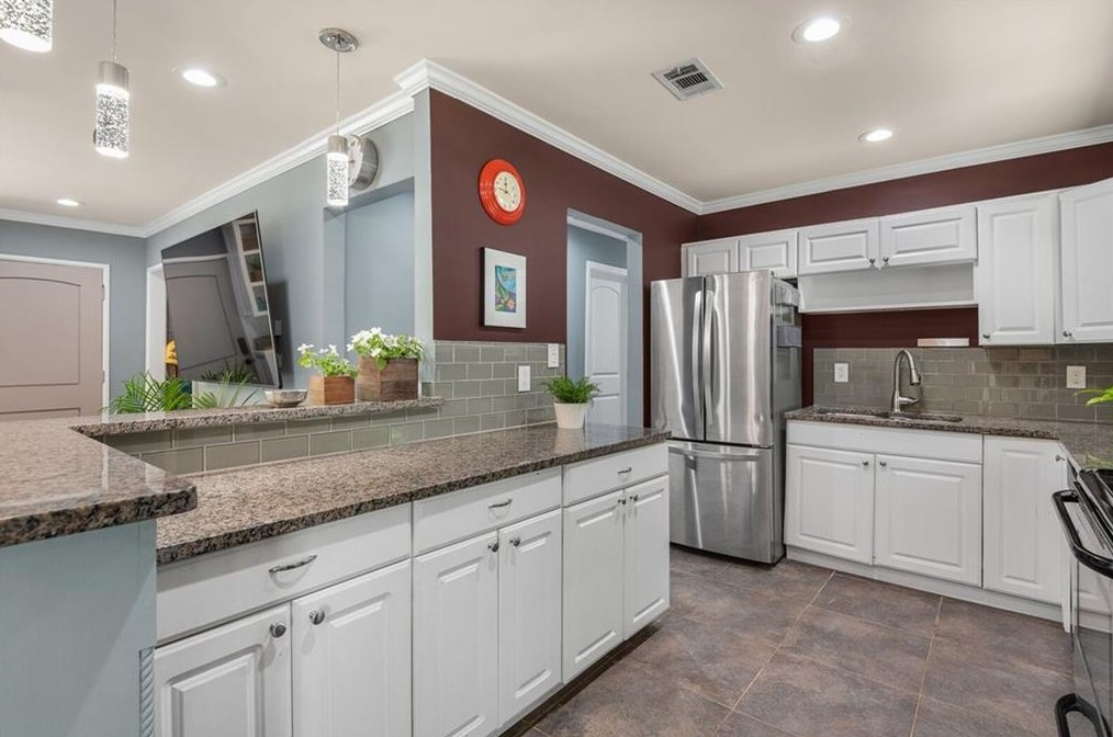 3070 Lindon Ln, Decatur GA  30033-3917 exterior