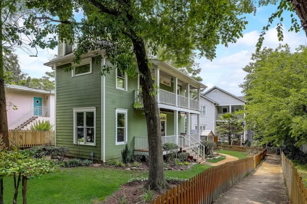 387 Oakland Ave, Atlanta GA  30312-2232 exterior