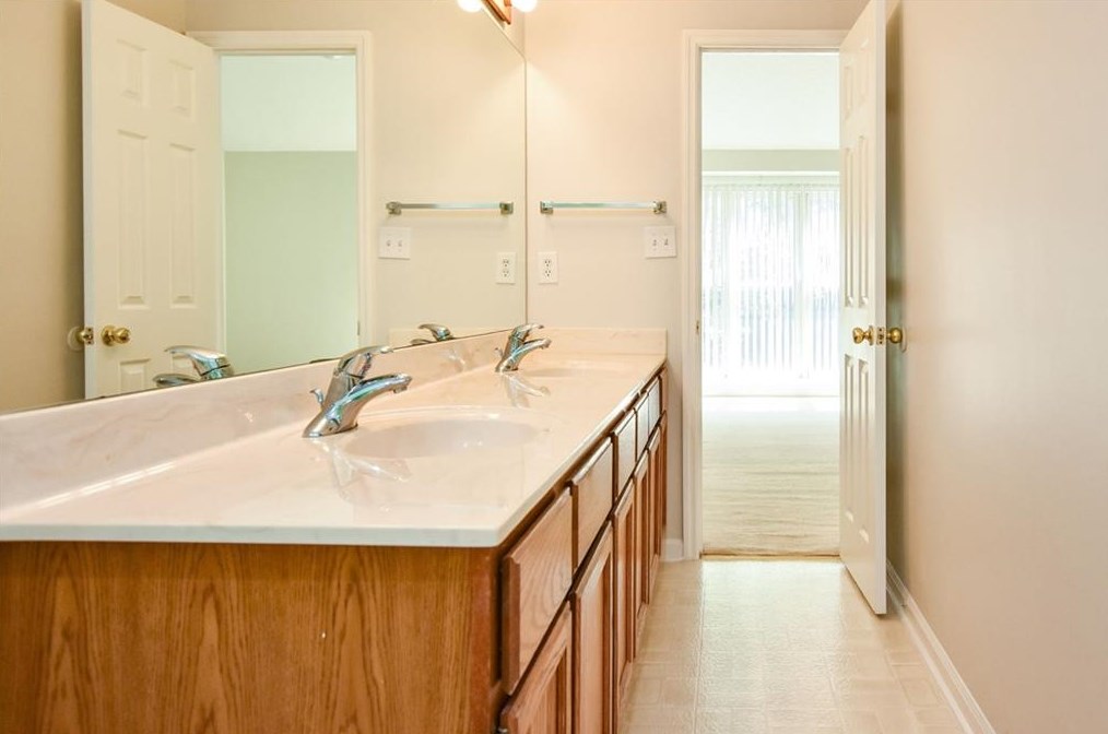 120 Hillsborough Dr, Athens GA  30606-6424 exterior