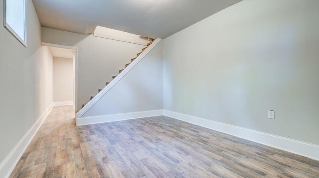 4330 Stonewall Tell Rd, Atlanta GA  30349-1714 exterior