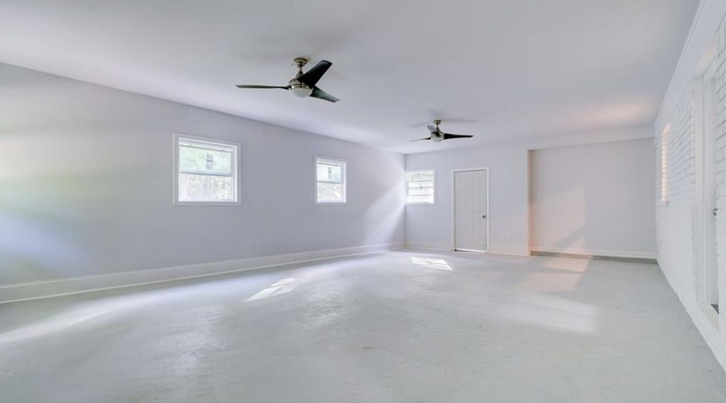 4330 Stonewall Tell Rd, Atlanta GA  30349-1714 exterior