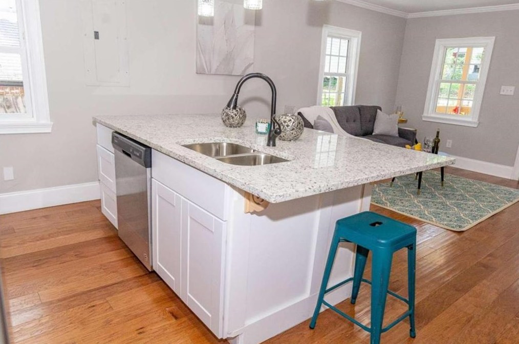 2021 Tiger Flowers Dr, Atlanta GA  30314-1325 exterior