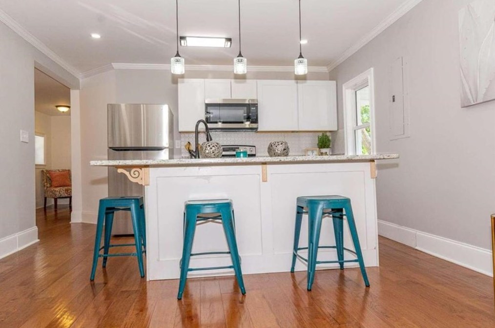 2021 Tiger Flowers Dr, Atlanta GA  30314-1325 exterior