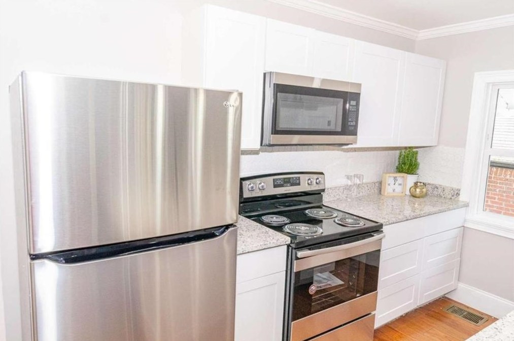 2021 Tiger Flowers Dr, Atlanta GA  30314-1325 exterior