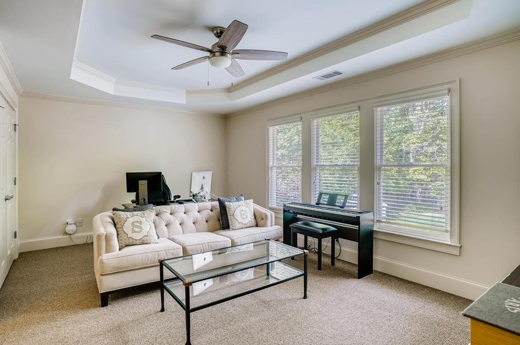 3761 Watkins Pl, Atlanta GA  30319-1826 exterior