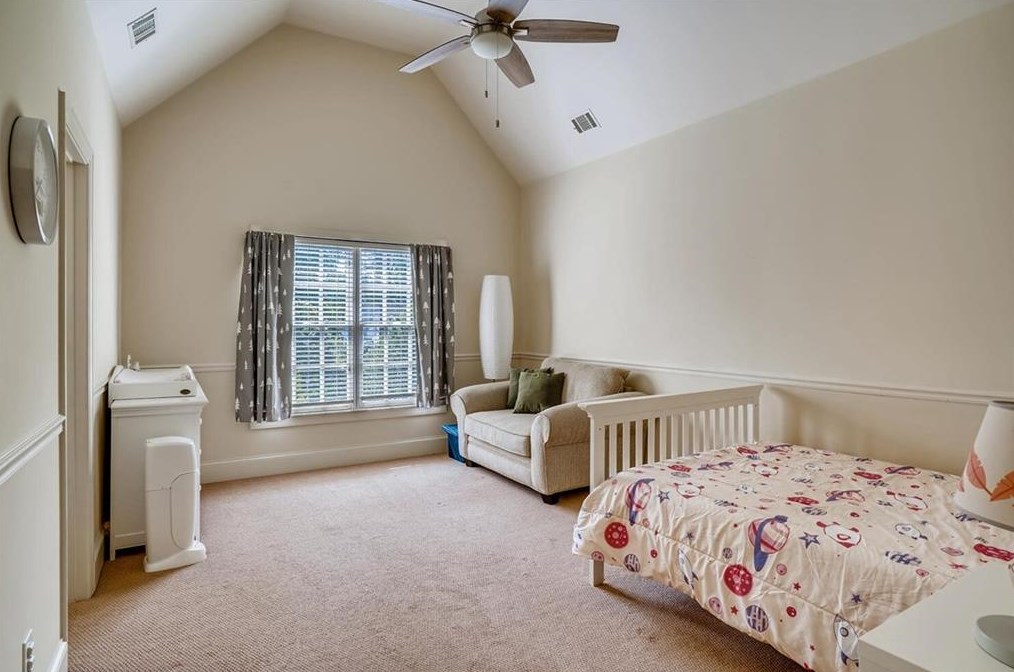 3761 Watkins Pl, Atlanta GA  30319-1826 exterior