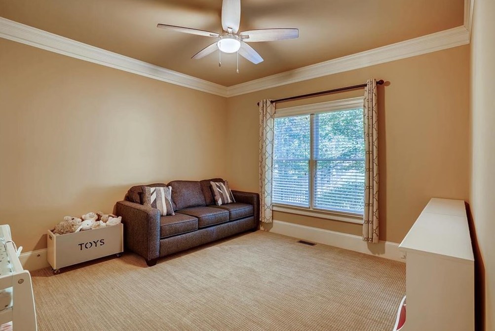 3761 Watkins Pl, Atlanta GA  30319-1826 exterior