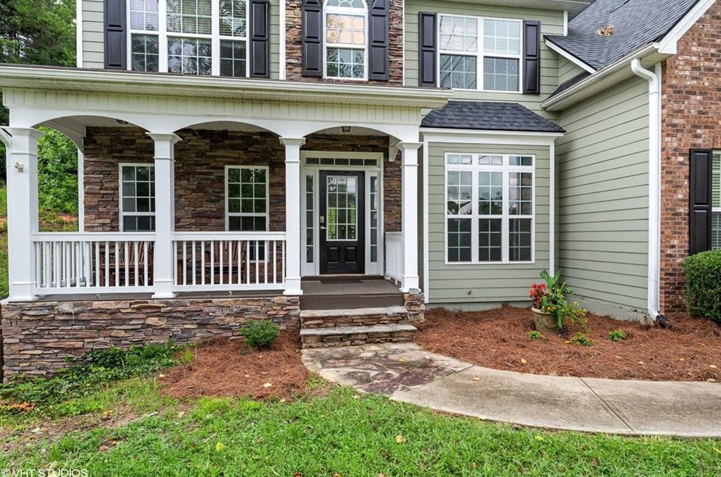 393 Lake Laurel Dr, Dahlonega, GA 30533