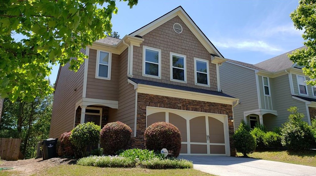 2090 Lily Valley Dr, Lawrenceville, GA 30045