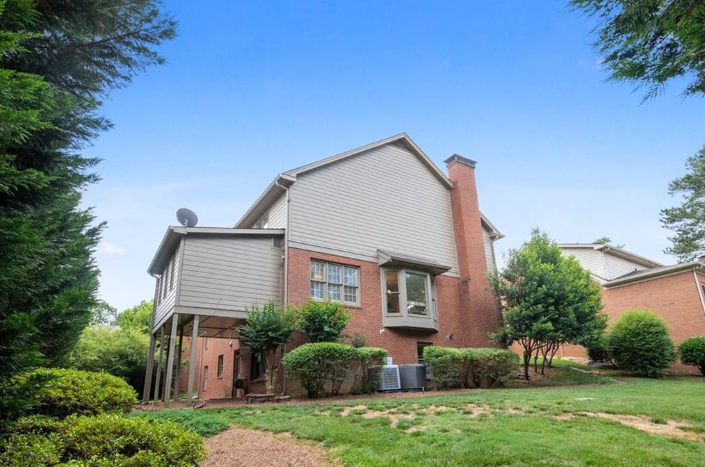 2932 Hamilton Sq, Decatur GA  30033-1146 exterior