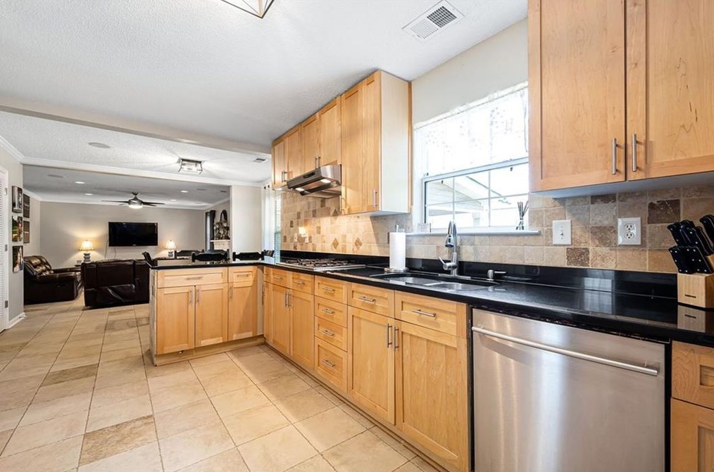 446 Silverleaf Ln, Dallas GA  30157-4618 exterior