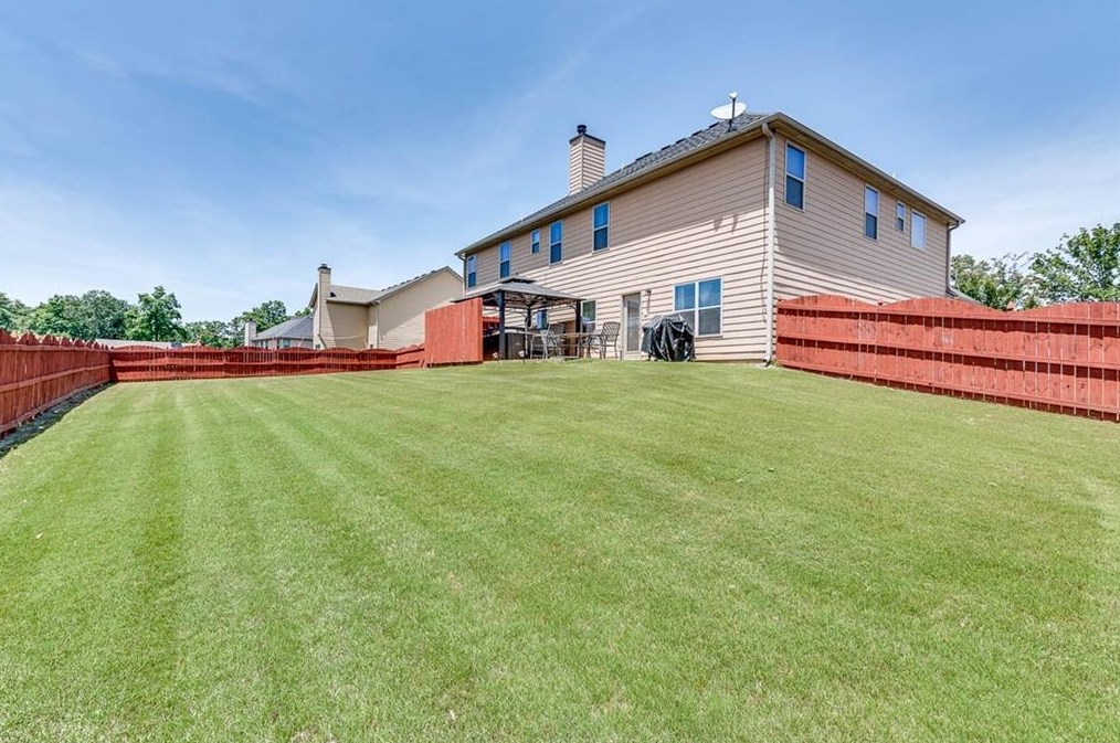 22 Oatgrass Dr, Grayson, GA 30017-4355