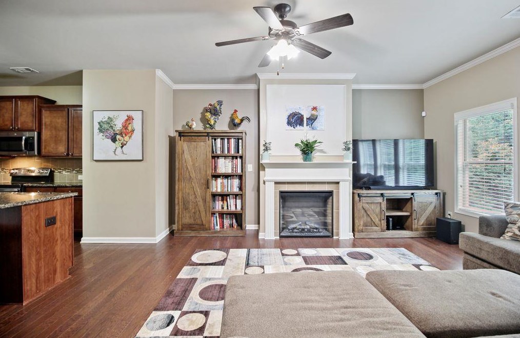 3011 Eltham Pl, Decatur GA  30033-3253 exterior