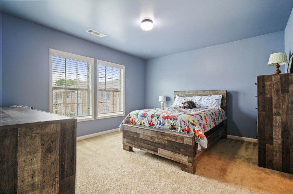 3011 Eltham Pl, Decatur GA  30033-3253 exterior