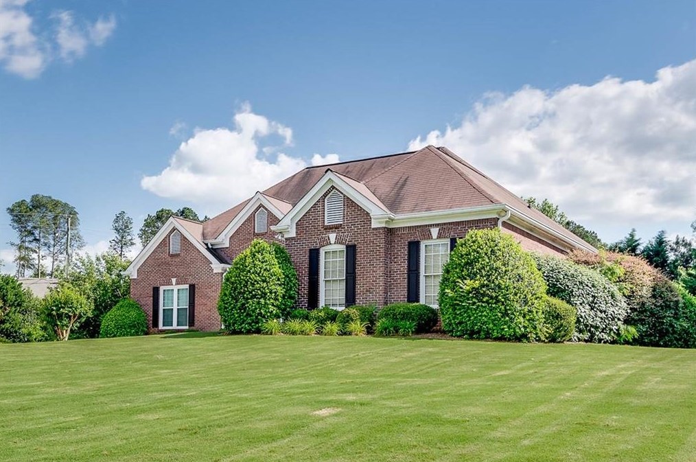 1575 Hillside Oak Dr, Grayson, GA 30017-1904