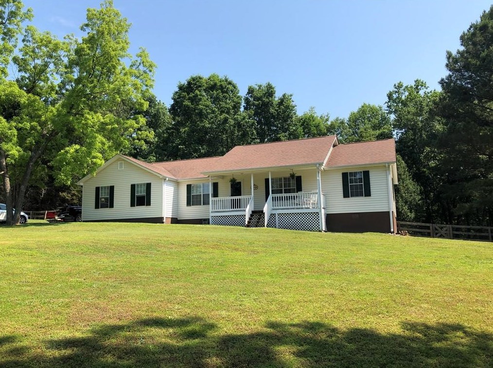 3351 Old Thompson Mill Rd, Buford, GA 30519
