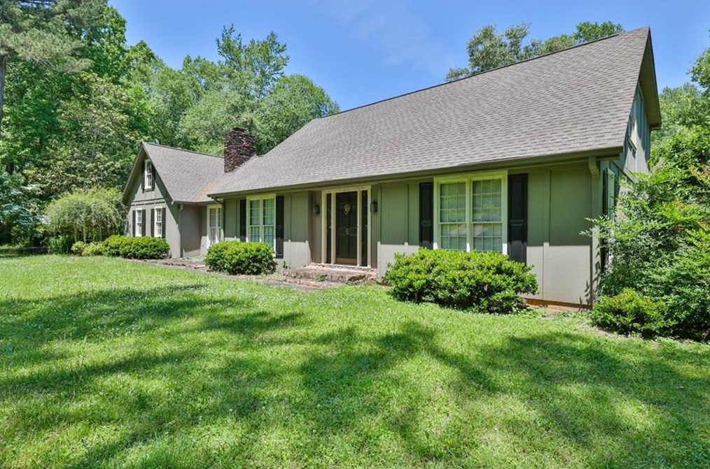 6 Forrest Hill Rd, Winder, GA 30680-3651