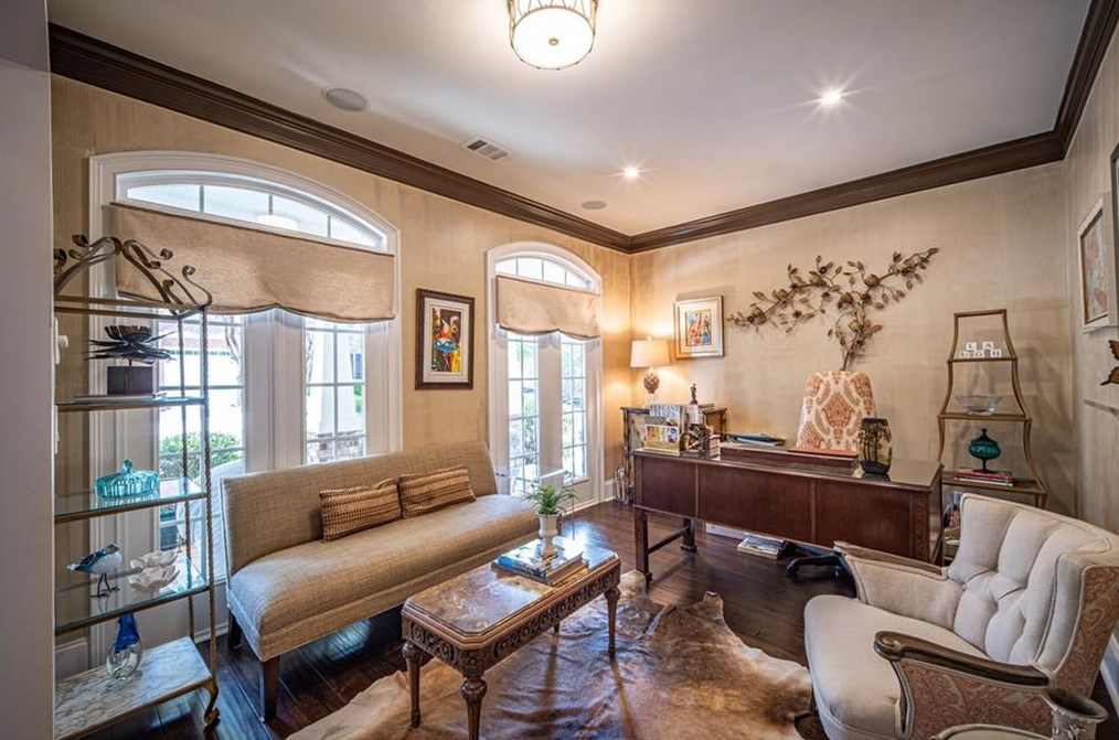 415 Wembley Cir, Atlanta GA  30328-6755 exterior