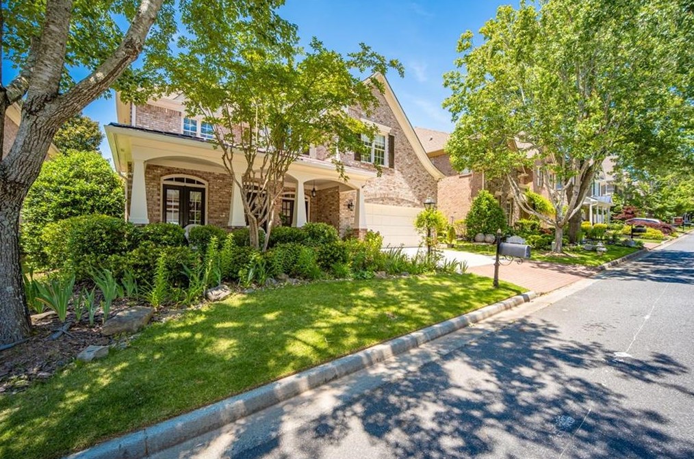 415 Wembley Cir, Atlanta, GA 30328-6755