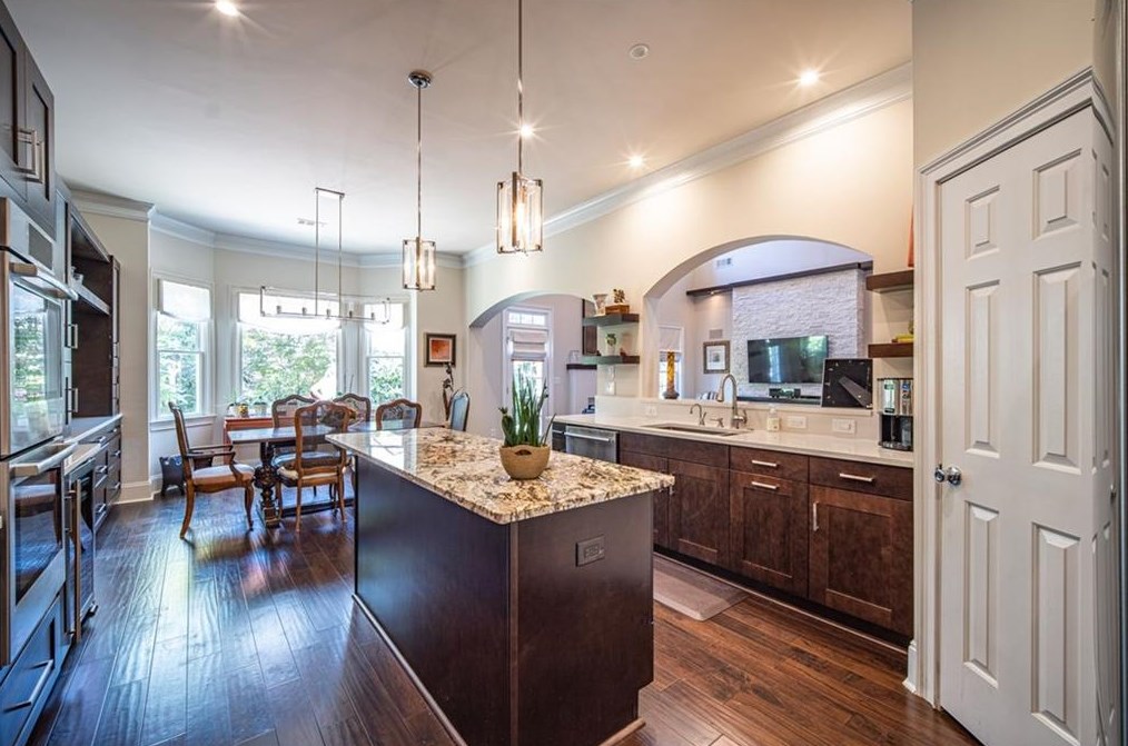 415 Wembley Cir, Atlanta GA  30328-6755 exterior