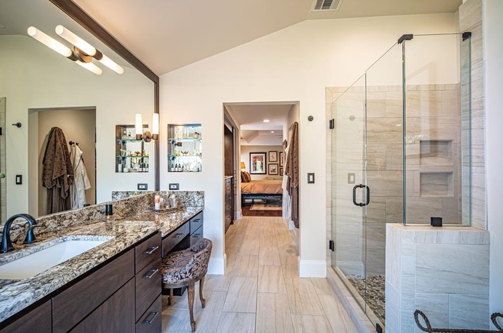 415 Wembley Cir, Atlanta GA  30328-6755 exterior