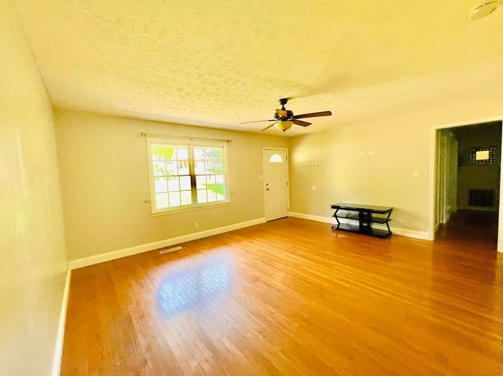 124 Northridge Dr, Winder, GA 30680-3575
