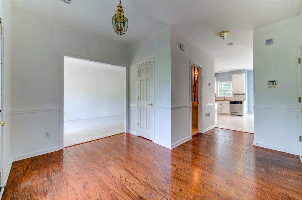 200 Ambleside Chase, Alpharetta, GA 30022-7962