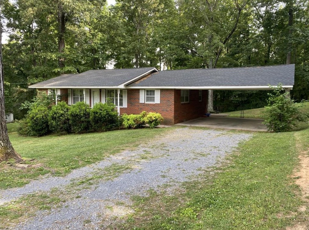 169 Curtis Cemetery Rd, Calhoun, GA 30701-3914