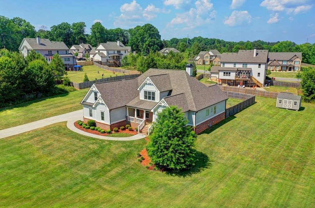 505 E Union Grove Cir, Auburn, GA 30011