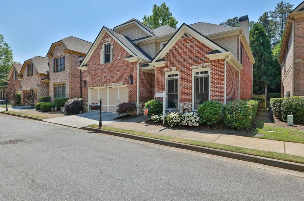 213 Mount Vernon Cv, Atlanta, GA 30328-4130