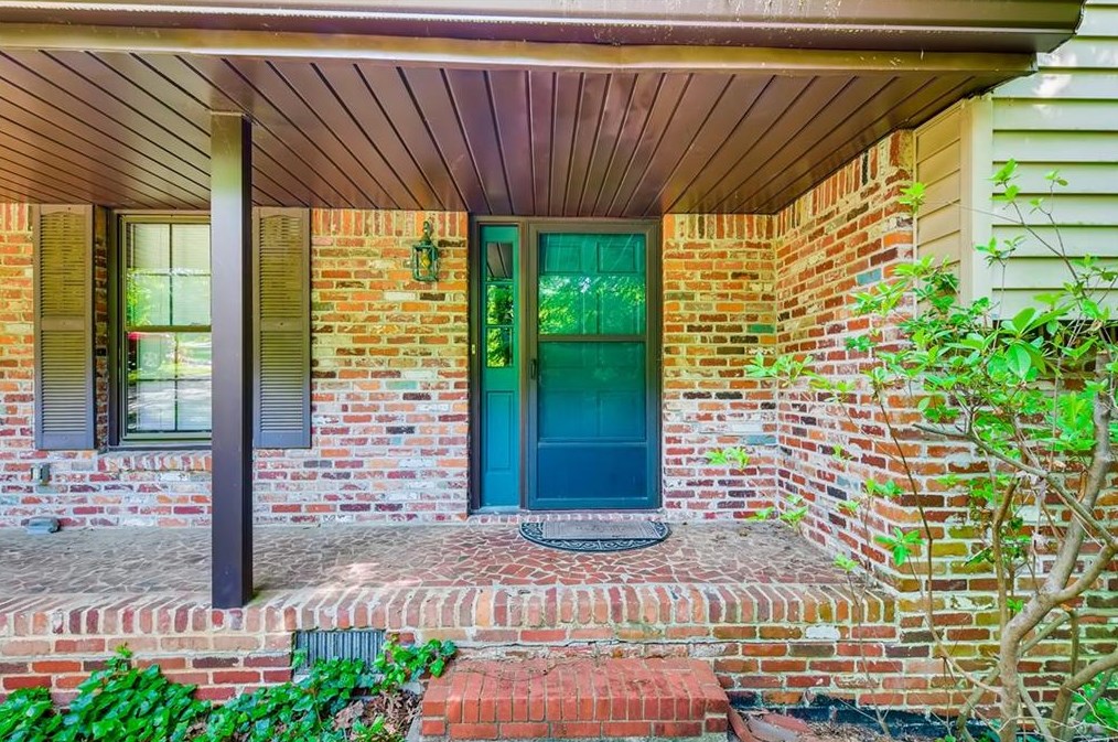 3258 Wanda Woods Dr, Atlanta, GA 30340-4510