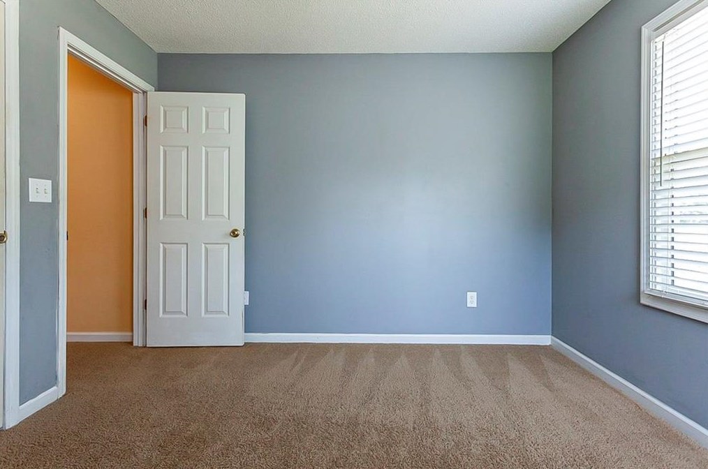 131 Oliver Ct, Douglasville GA  30134-5250 exterior