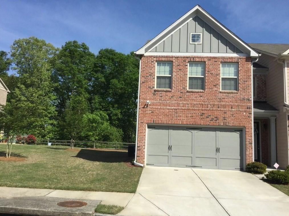 3526 Brockenhurst Dr, Buford, GA 30519