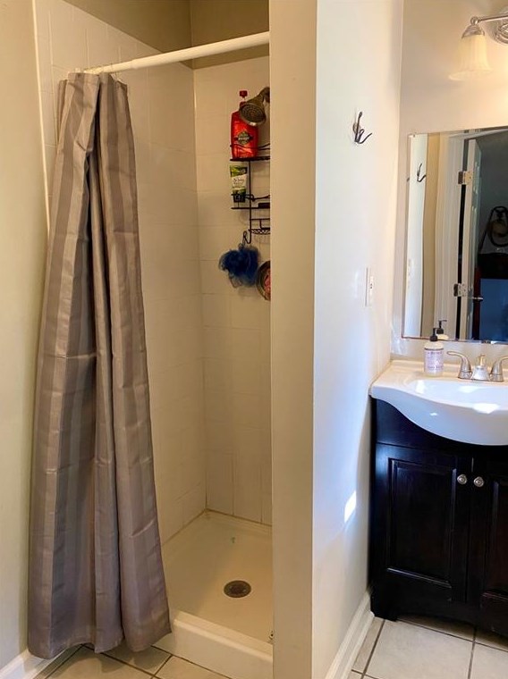 1886 Valencia Rd, Decatur GA  30032-5270 exterior